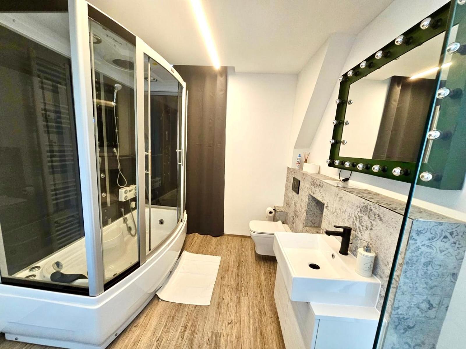 Beefree Whirlpoolsuite34-Free Parking & Fast Internet Passau Bagian luar foto